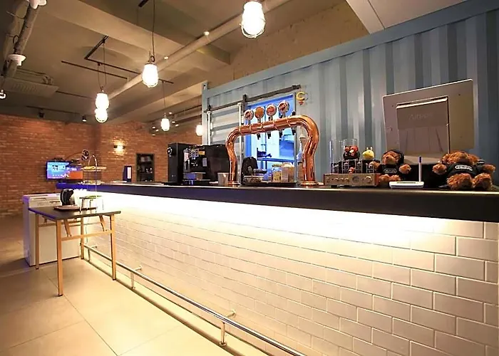 Hotel Bricks 3*