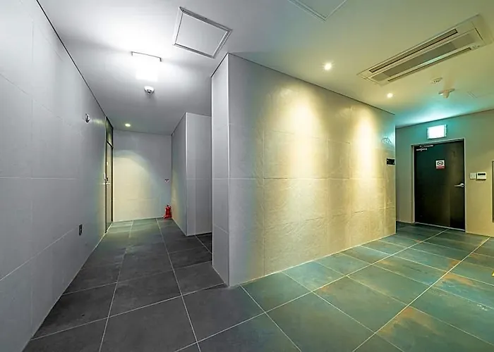 Bricks 3* Seoul